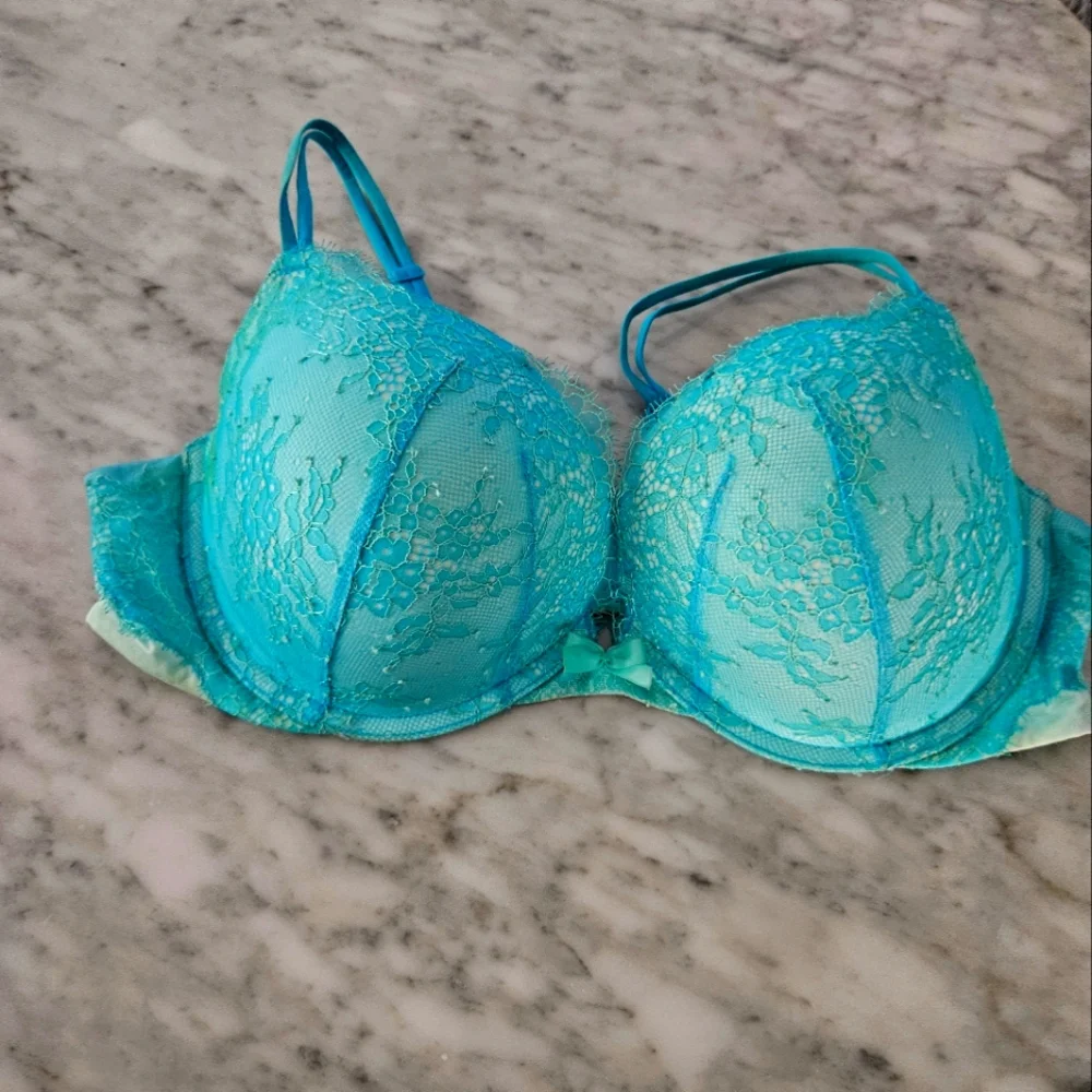 Bra - Picture 1 of 1